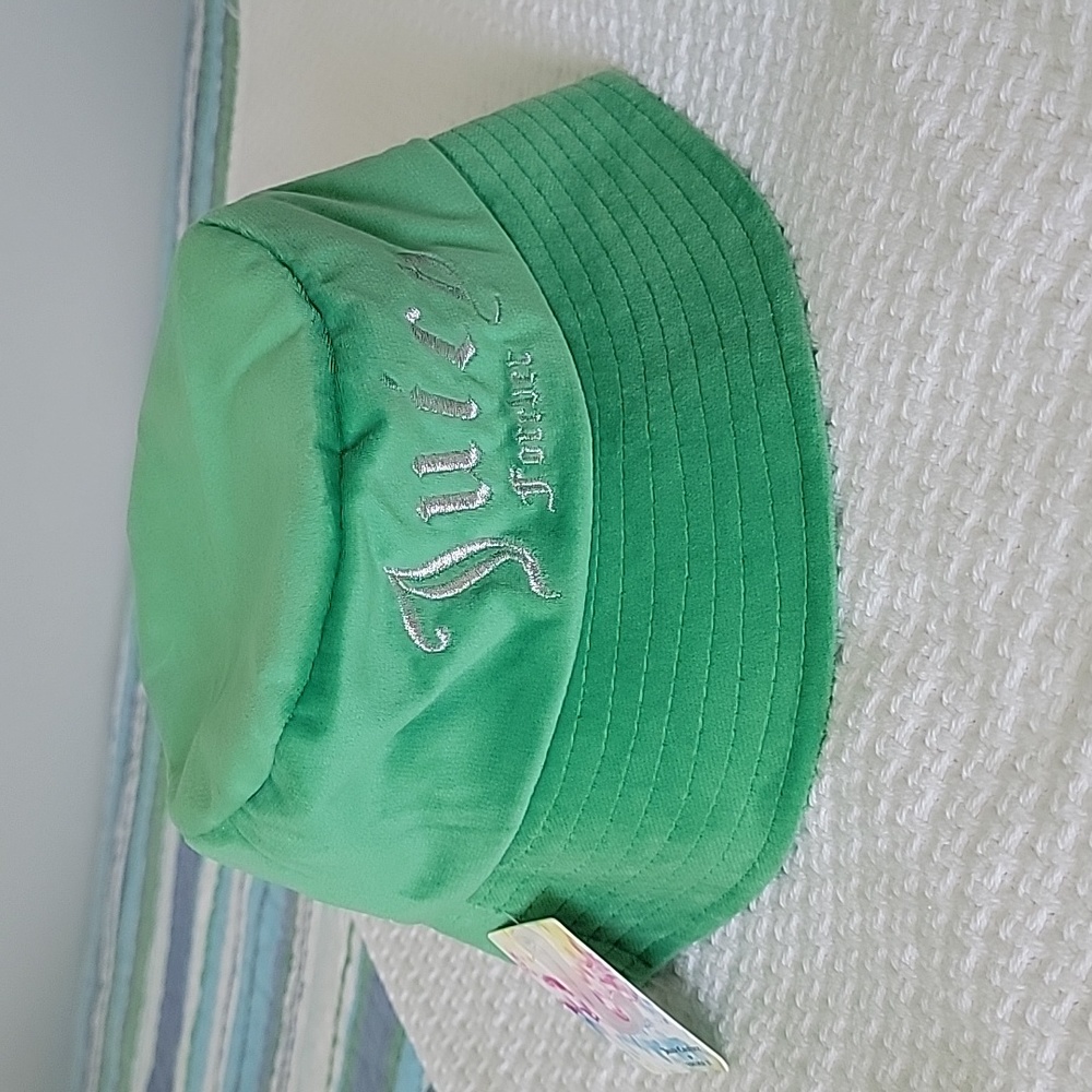 Juicy Couture NWT Bucket Hat